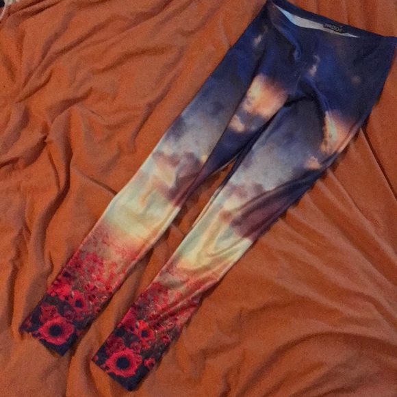We Are Handsome Poppy Sunset Printed Leggings - Picture 2 of 5